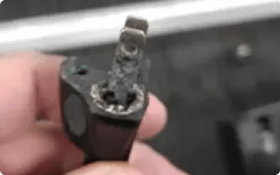 damaged power plug